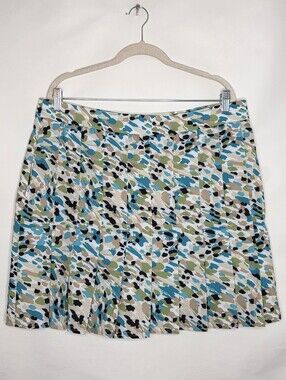 Chico's Pleated Skort Geo Print Size 14 Stretch Zip Side Pockets Golf Tennis UPF